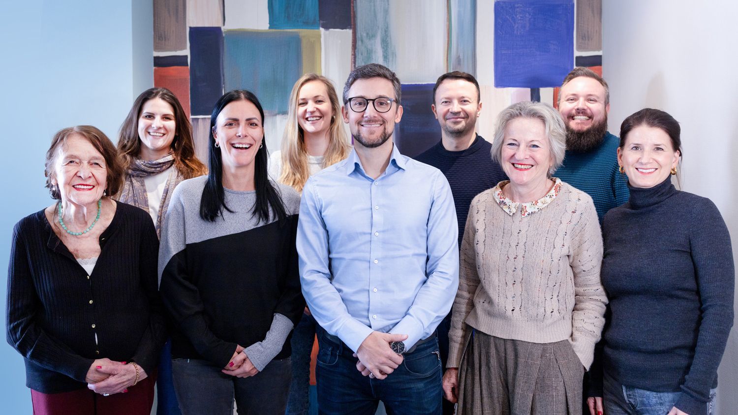 Das Team des Ambulatorium Zürich zusammen mit Dr. med. Rafael Meyer, dem Leiter des Zentrums für Konsiliar- und Liaisonpsychiatrie und Psychosomatik 